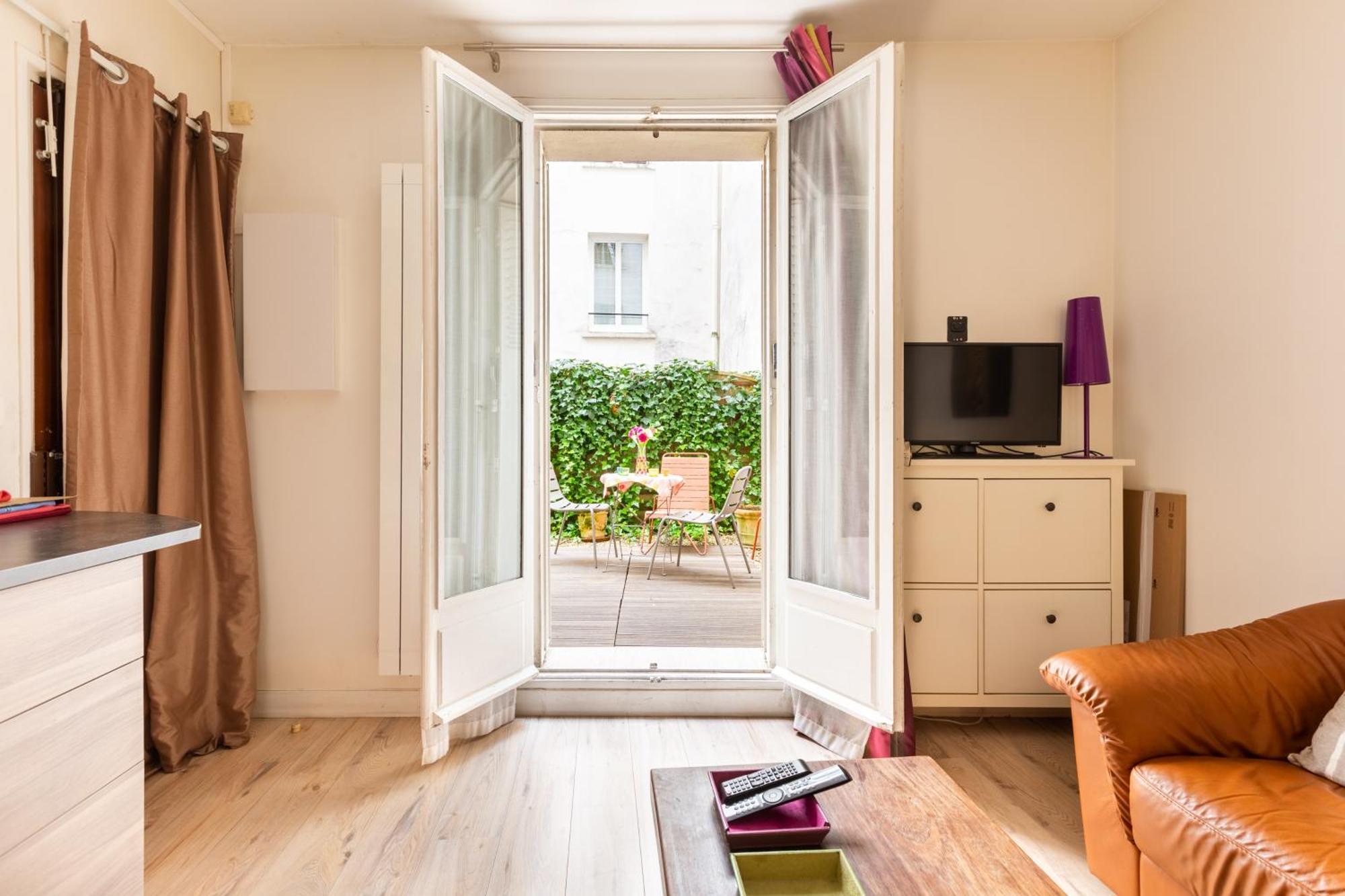 Studio Montonnerre Avec Terrasse Proche Necker Et Montparnasse パリ エクステリア 写真